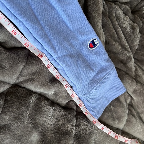 Urban Outfitters Champion Purple Crewneck sweater XS reverse weave - Picture 13 of 15